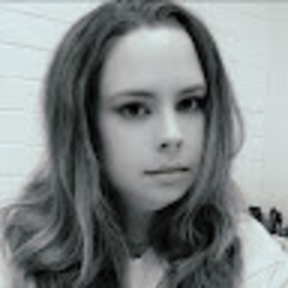 Meet your Posher, Erica - Picture 1 of 1